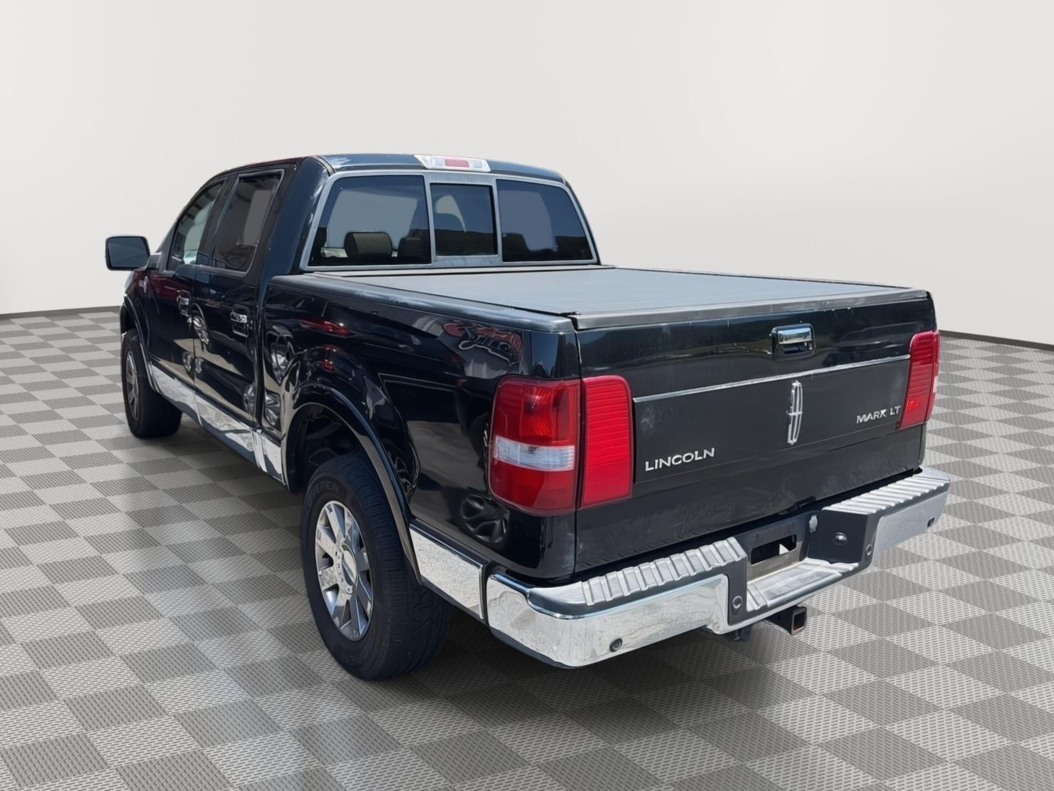 lincoln mark lt 2006 5LTPW18526FJ02647 image lincoln mark lt 2006 5LTPW18526FJ02647 image